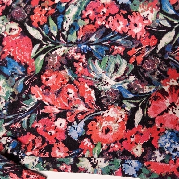 Tahari Floral Square Neck top Size XS - Picture 3 of 10